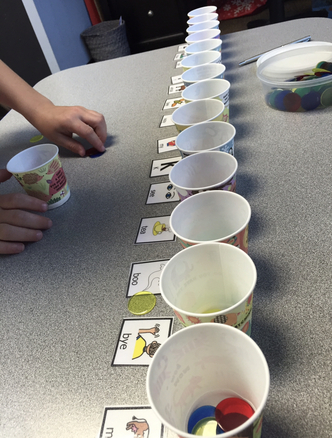 8 Ways to Use Dixie Cups in Therapy – Bjorem Speech